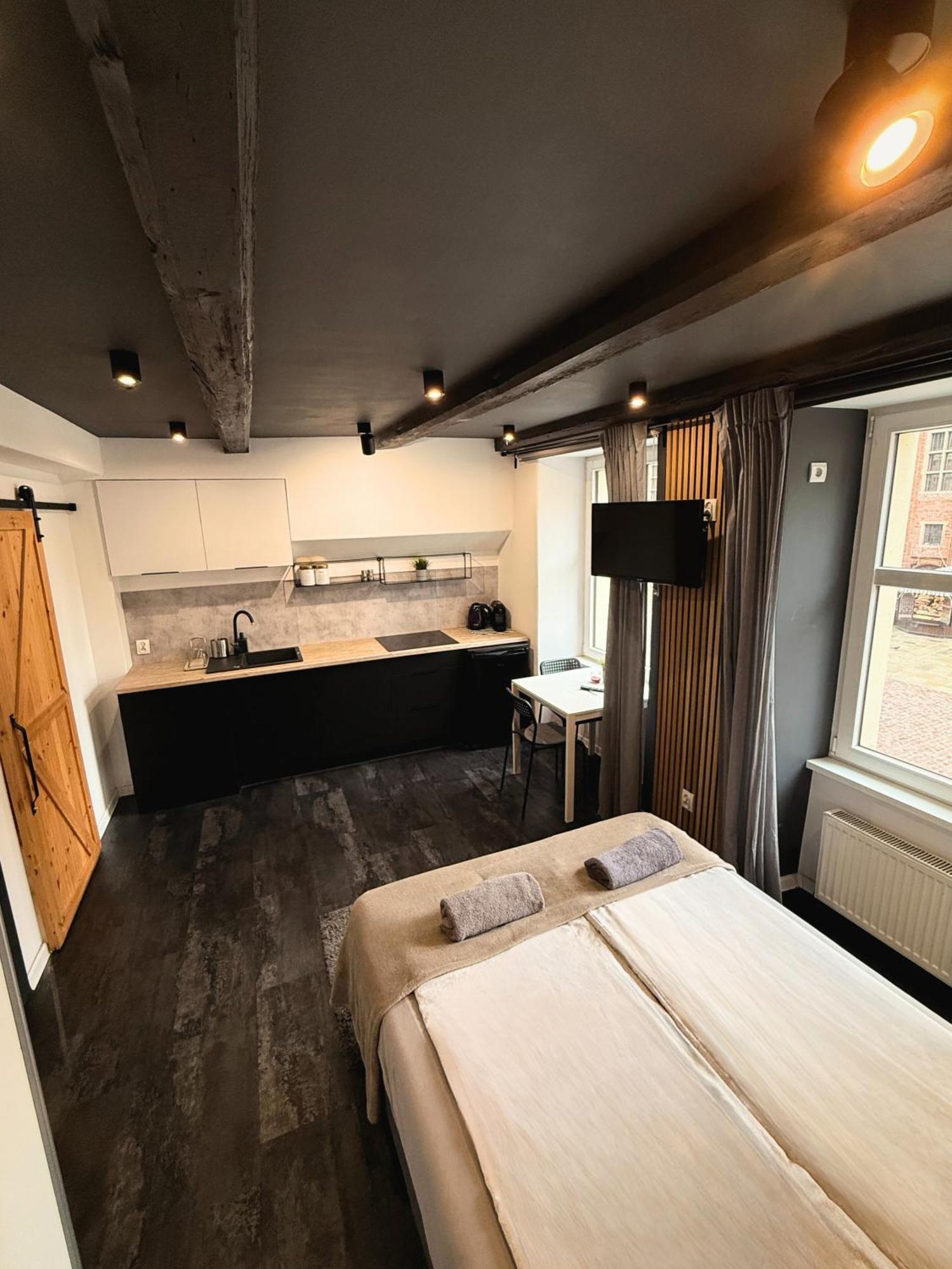 Apartament Z Widokiem Na Pomnik Kopernika - Rynek Staromiejski Торунь Екстер'єр фото