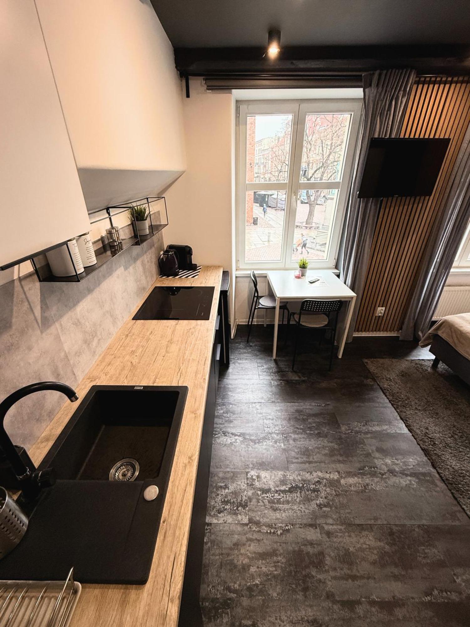 Apartament Z Widokiem Na Pomnik Kopernika - Rynek Staromiejski Торунь Екстер'єр фото