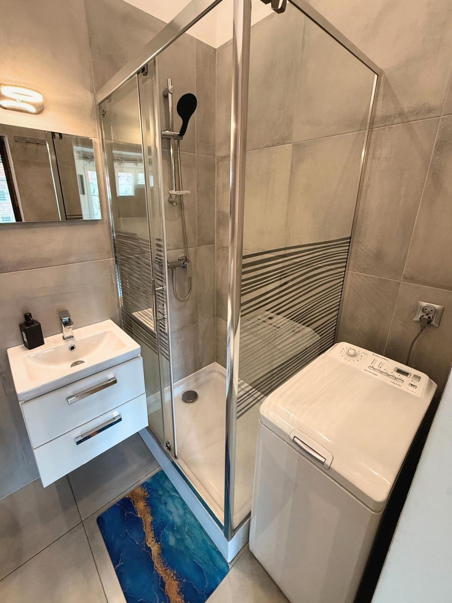 Apartament Z Widokiem Na Pomnik Kopernika - Rynek Staromiejski Торунь Екстер'єр фото
